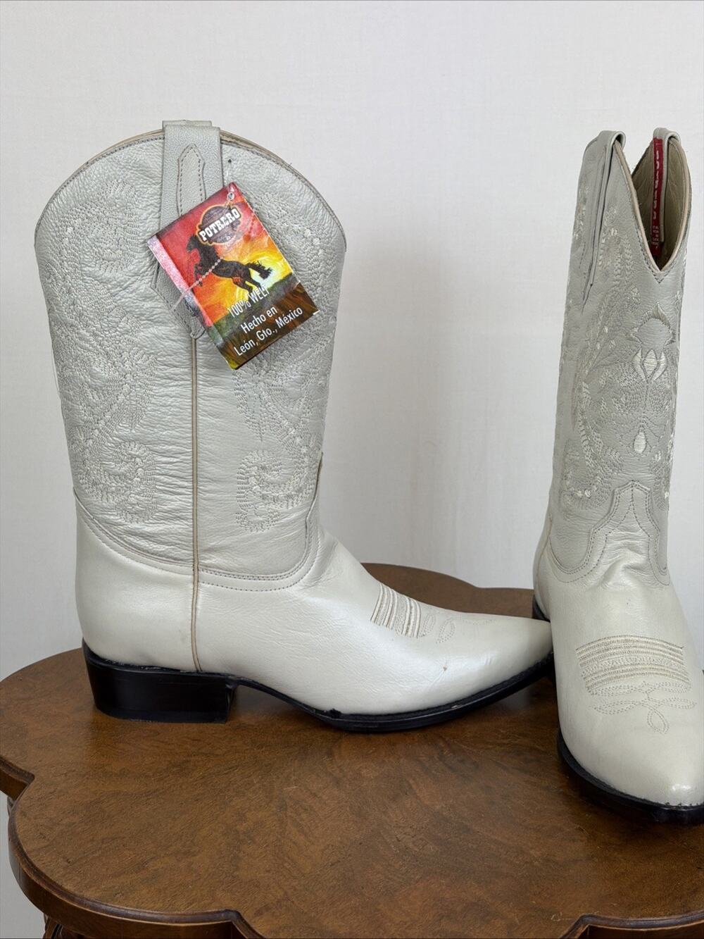 NWT Potrero Ivory Tonal Embroidery Pointed Toe Western Boot Men's Size 9 Mexico